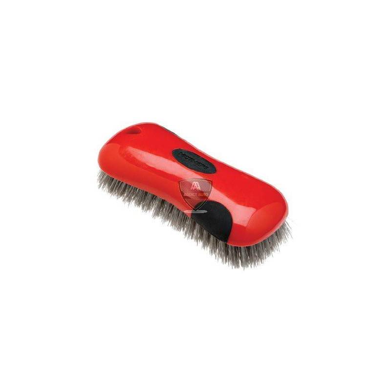 CARPET AND UPHOLSTERY BRUSH