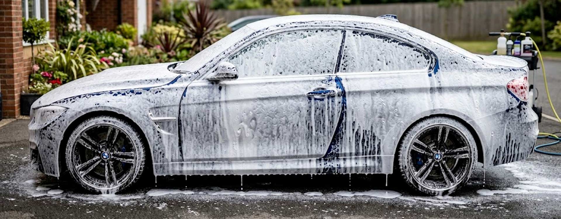 Photo lavage de voiture